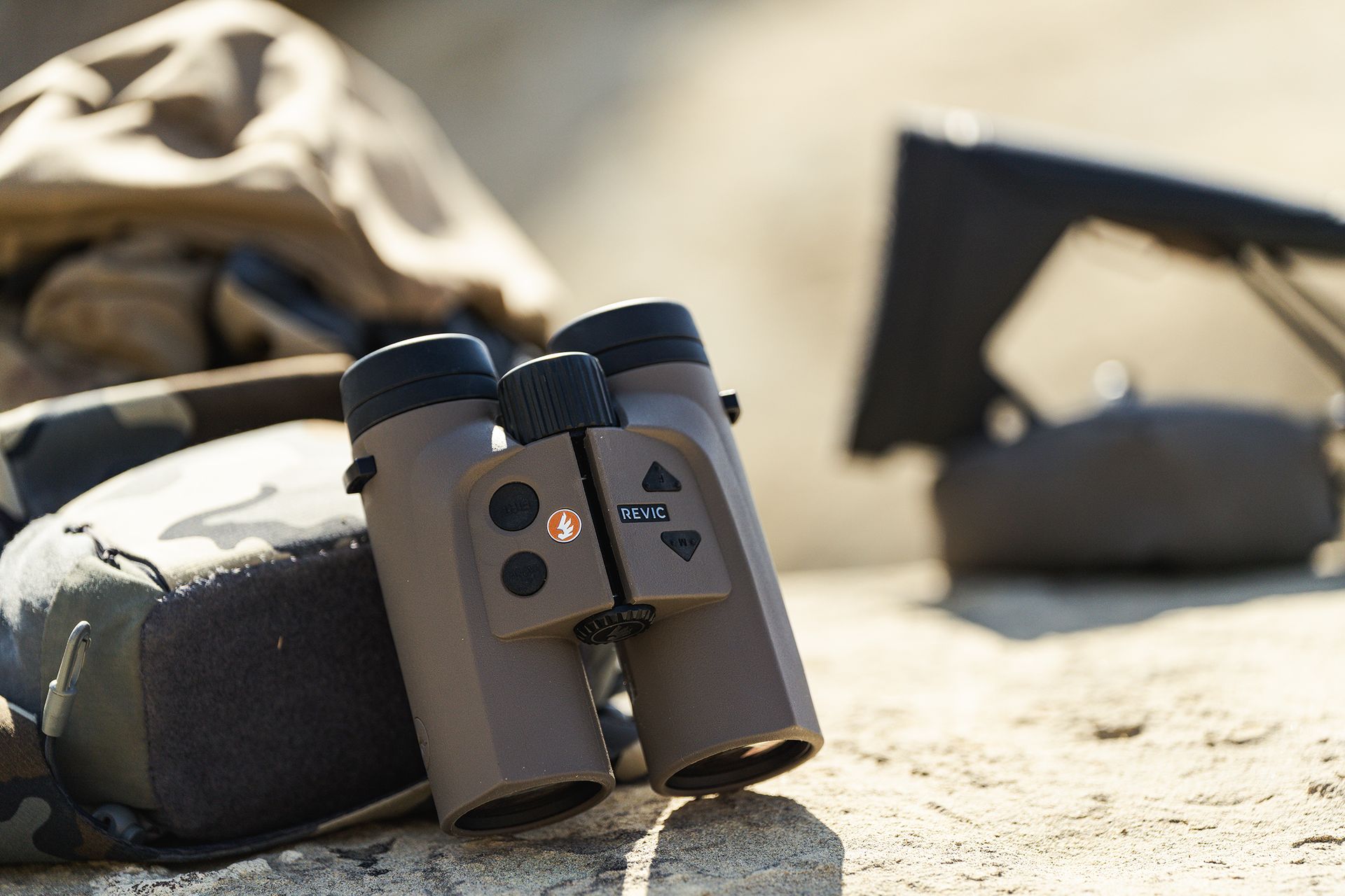 Revic Acura BR10 10x42 Ballistic Rangefinding Binocular - Image 10